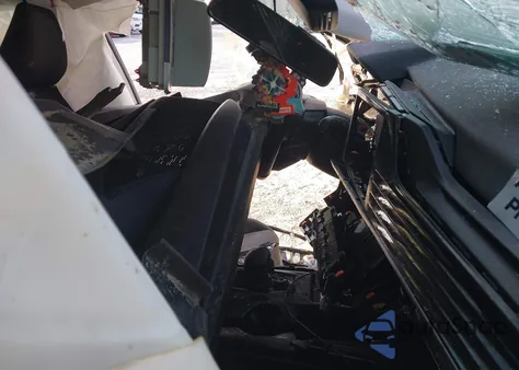 2025 Toyota Camry Le from USA, damaged, VIN 4T1DAACK5SU046593